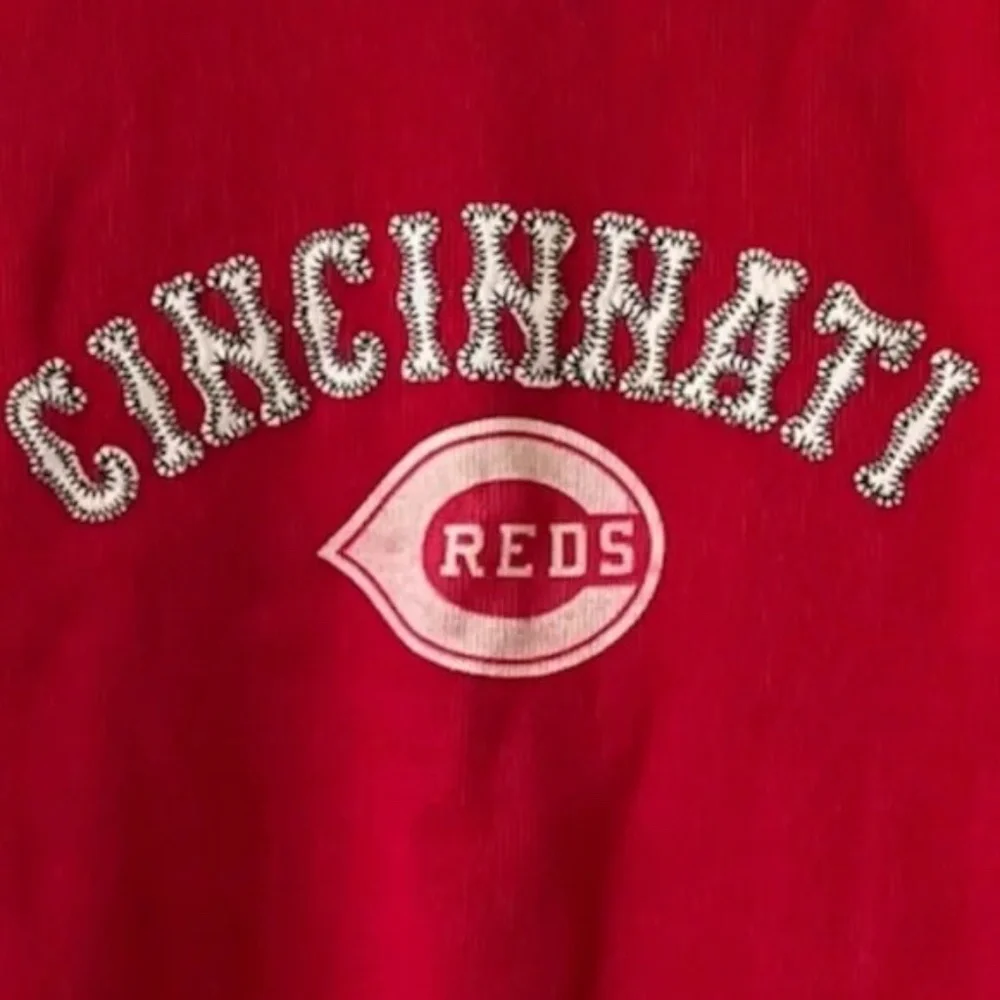 NWT Vintage Cincinnati Reds Sweatshirt Small Y2K MLB Cooperstown